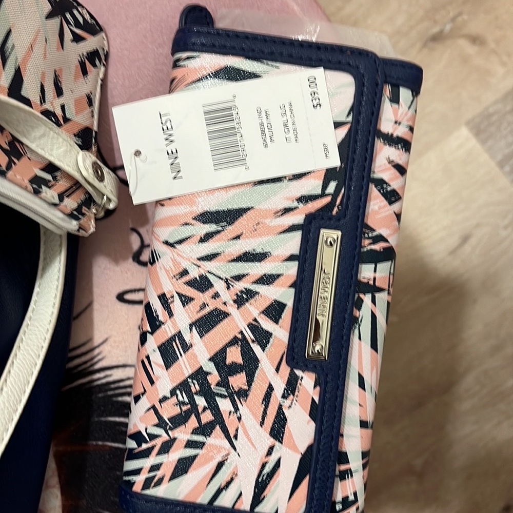 Nine West purse